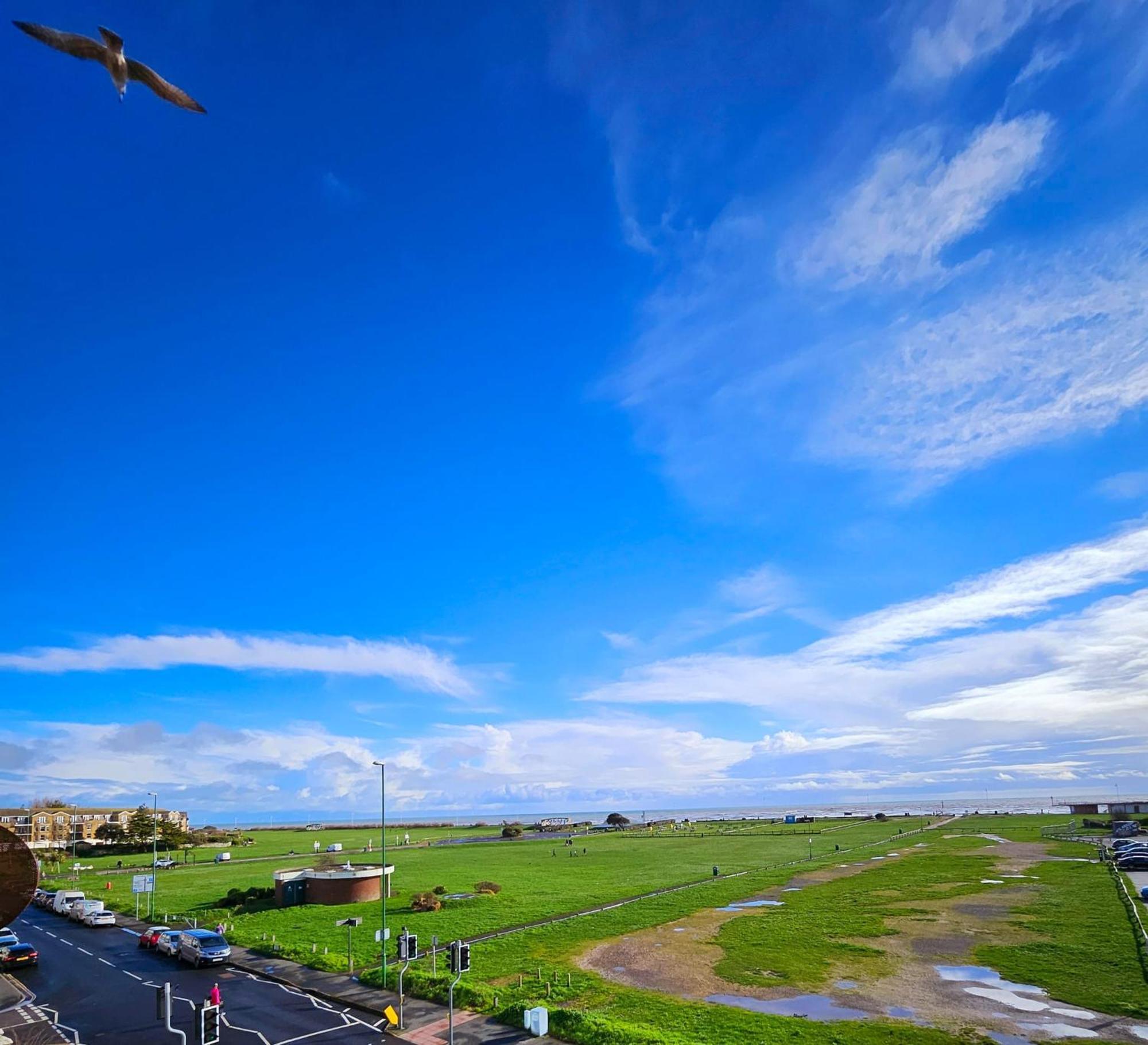 Seaview 2 Bedroom Apartment Littlehampton Luaran gambar